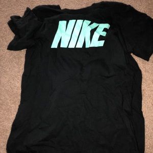 Nike T-shirt